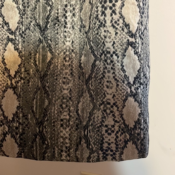 MaxMara dress, size 6 - Picture 4 of 7